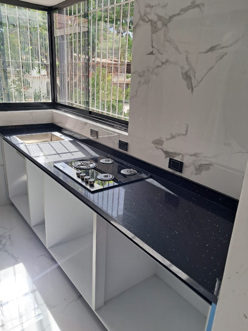 Proyecto Cuarzo Negro - El Rosal